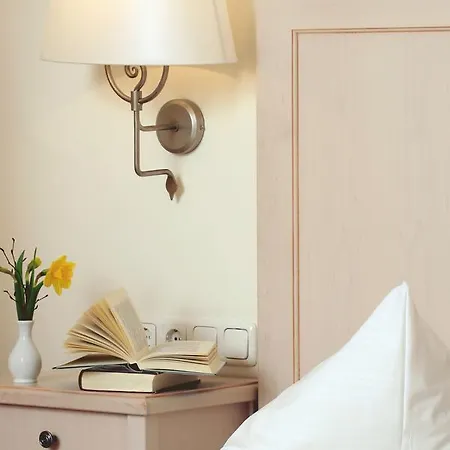 Hotell Arborea 3*